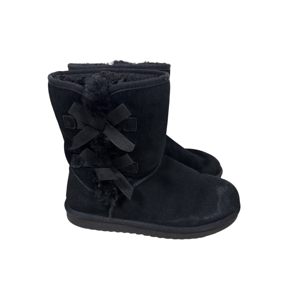 Koolaburra by UGG Victoria Short Boots Womens 9 Black Fuzzy Lining Ribbon Bows